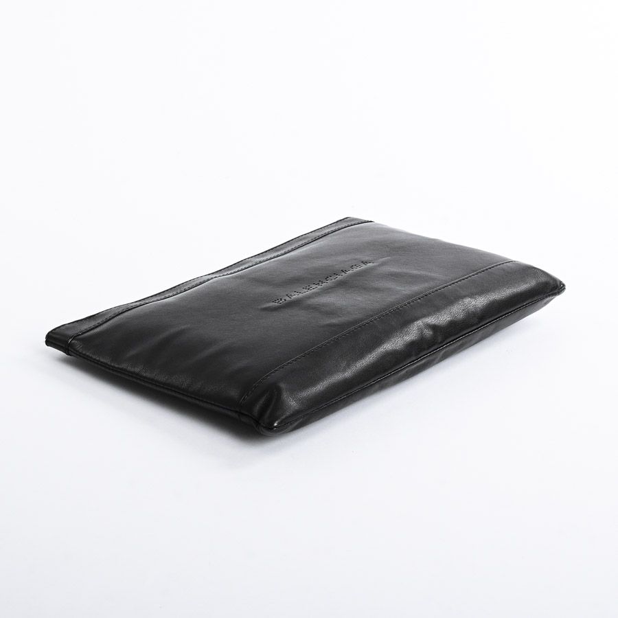 BALENCIAGA バレンシアガ クラッチバッグ ネイビークリップM