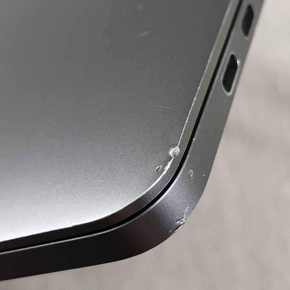 MacBook Pro 2019 touch bar 128gb ジャンク