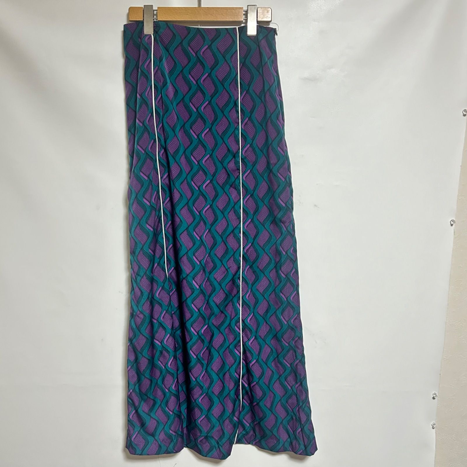 美品】TODAYFUL トゥデイフル 総柄スカート ロングスカート レディース 