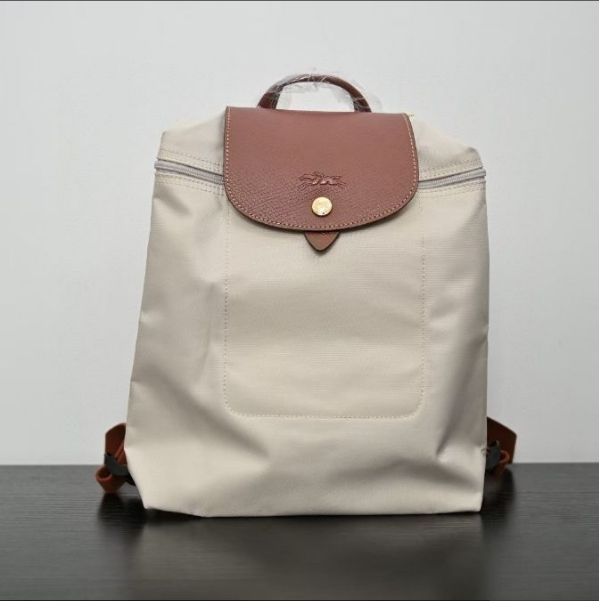 お得な情報満載 新品 LONGCHAMP ロンシャン 折り畳みミニリュック ホワイト バッグ