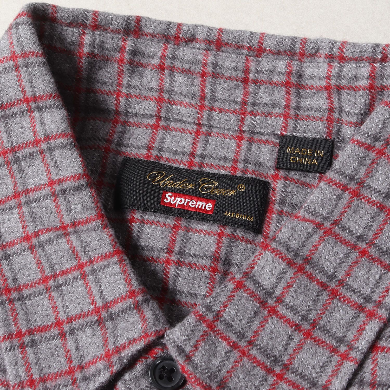 新品 Supreme シュプリーム シャツ サイズ:M 23SS UNDERCOVER アラビックロゴ チェック フランネル 半袖シャツ S/S  Flannel Shirt グレー レッド トップス カジュアルシャツ コラボ【メンズ】