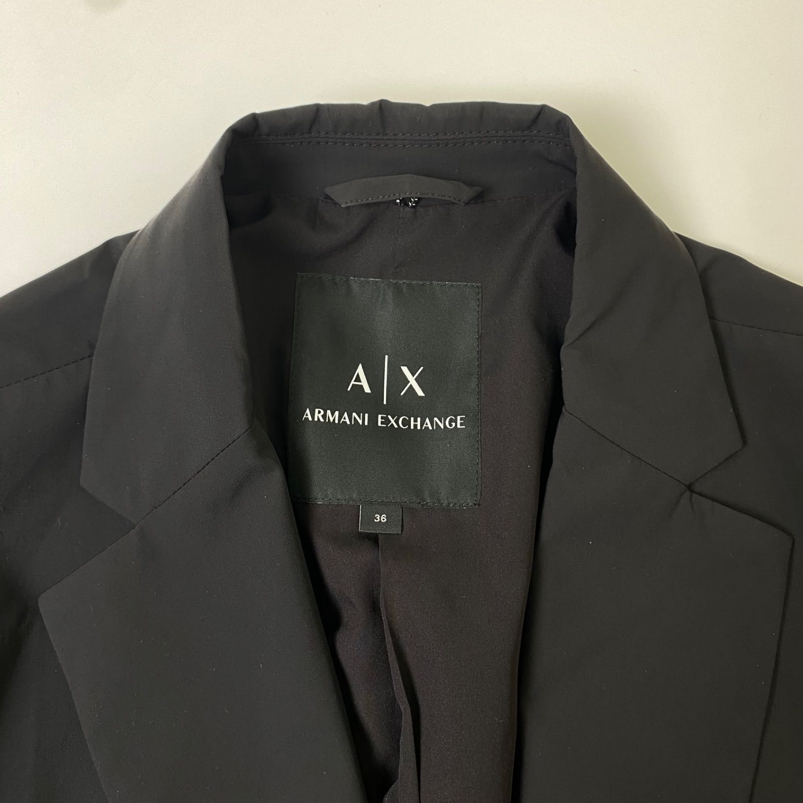 ARMANI EXCHANGE アルマーニ エクスチェンジ アンコンテーラード