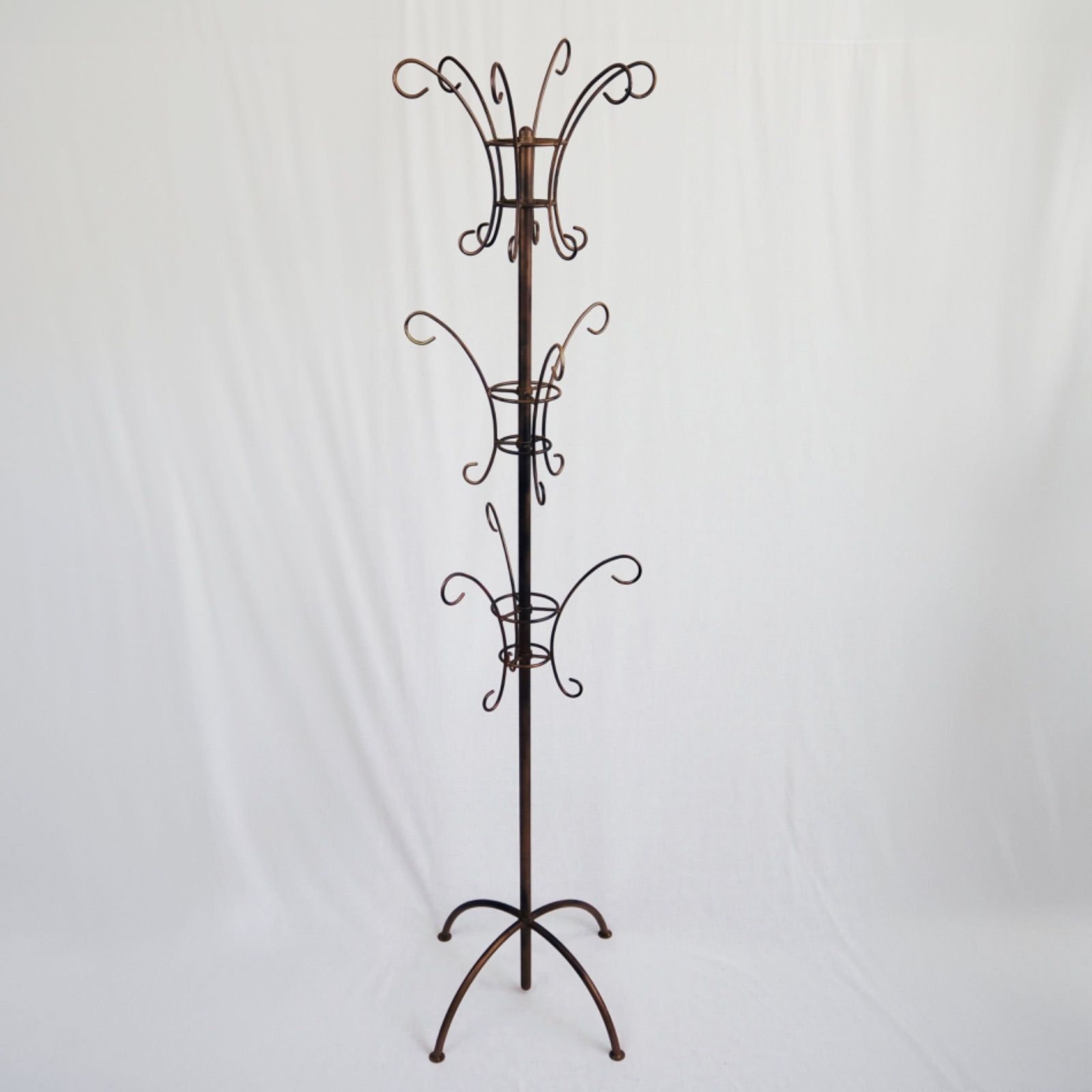 イタリア製 木彫り 置物 少年 男の子 アンテイーク ヨーロピアン