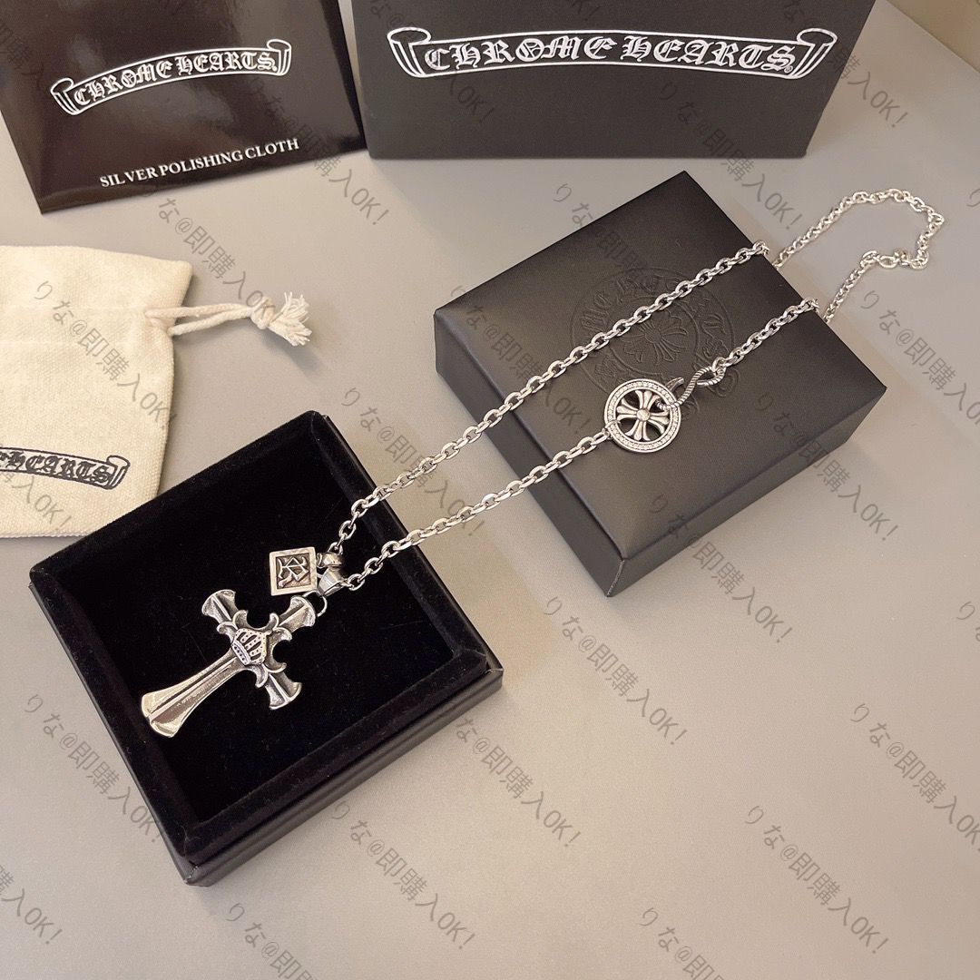 クロムハーツ Chrome Hearts ネックレス 十字  刻印