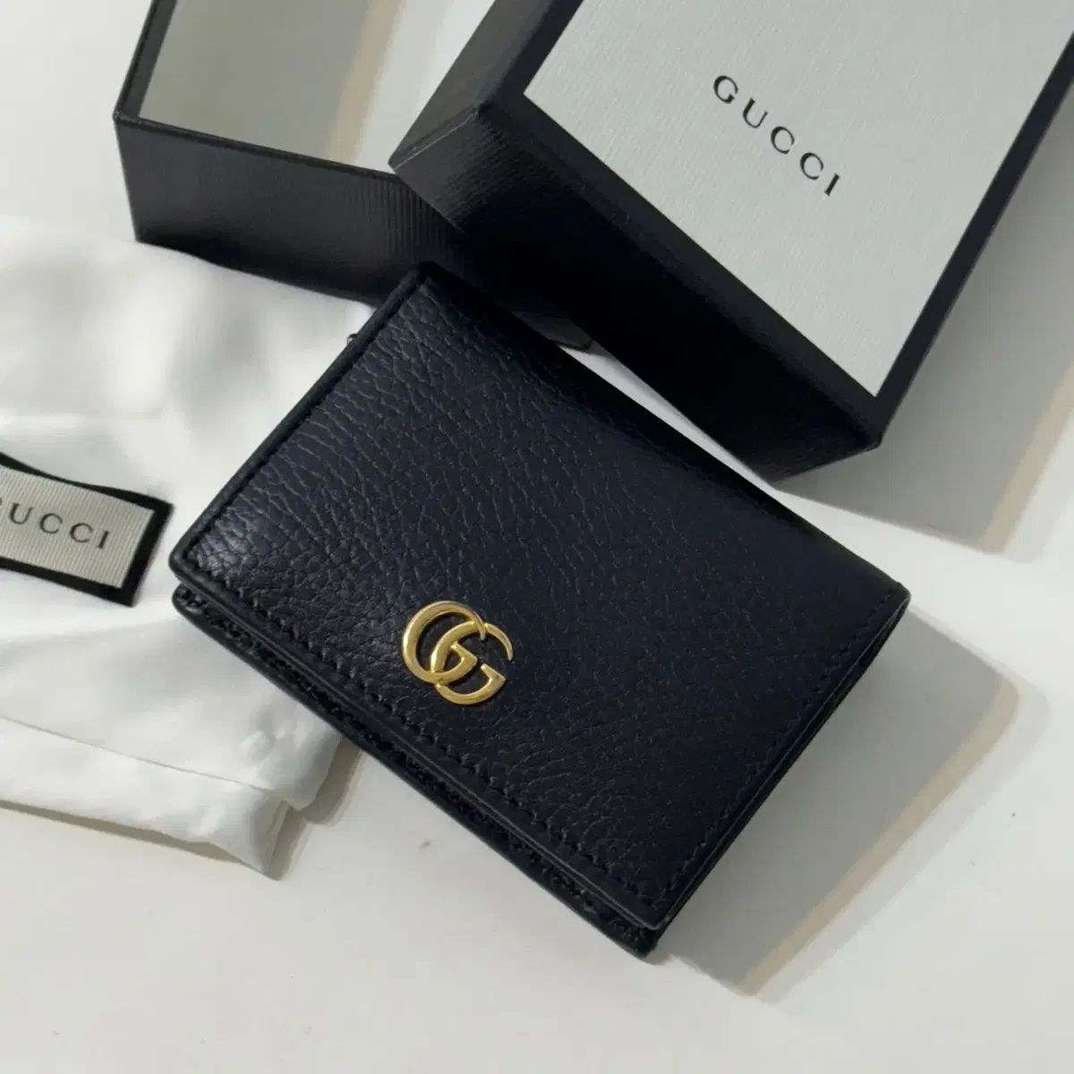 GUCCI