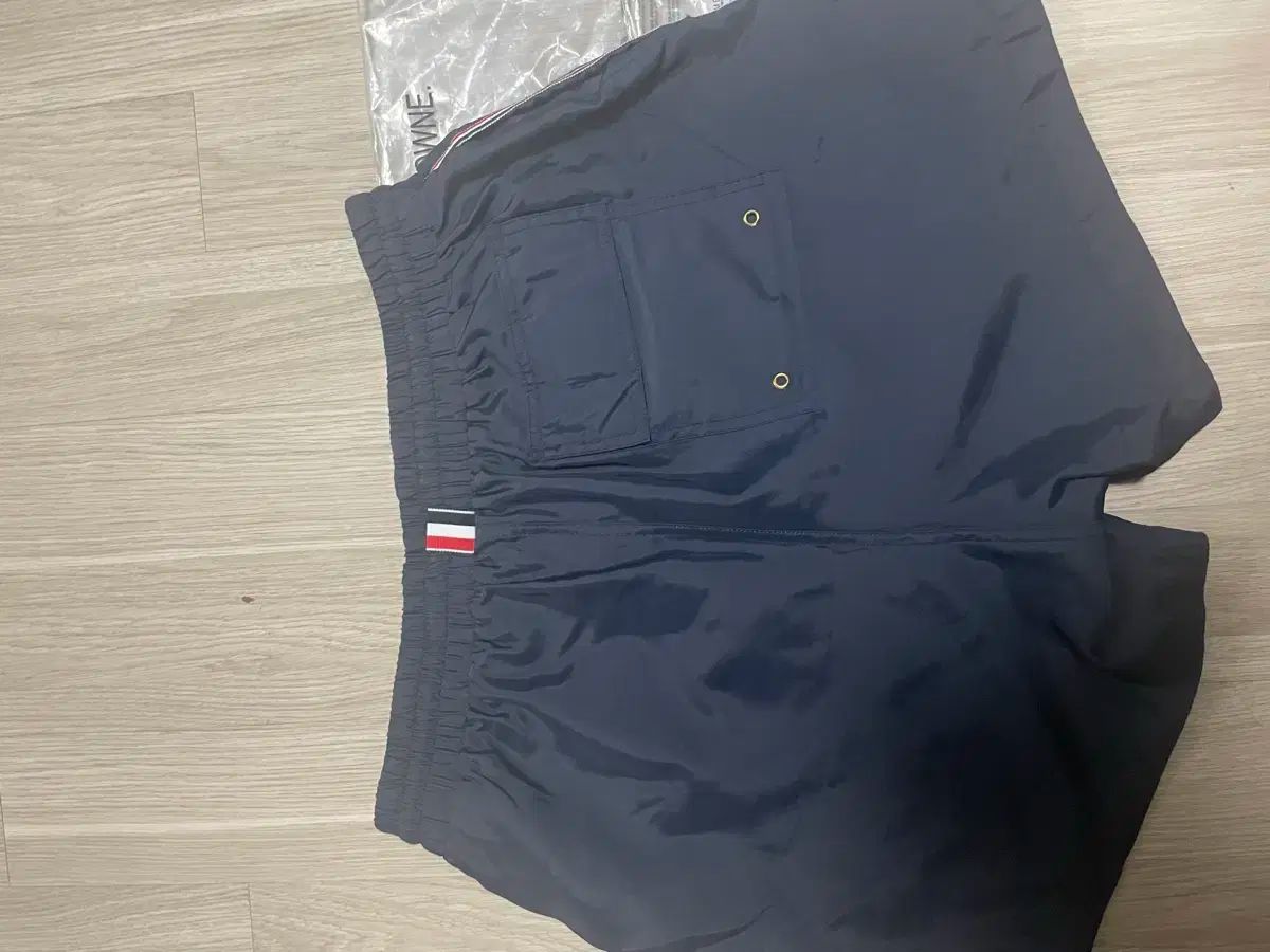 Thom Browne(トム・ブラウン) スイムパンツ 3 サイズ THOM