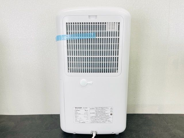 【美品】除湿機/衣類乾燥機 SHARP シャープ CV-R71-W 2024年製 新品 衣類除湿乾燥機 SHARP CV R71 W