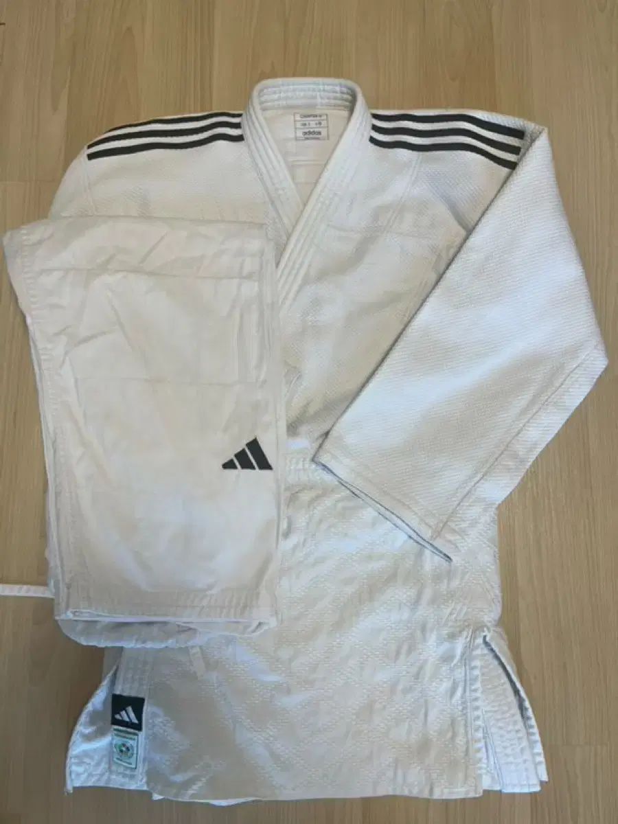 プレイヤー向け) adidas(アディダス) 柔道着 a レベル