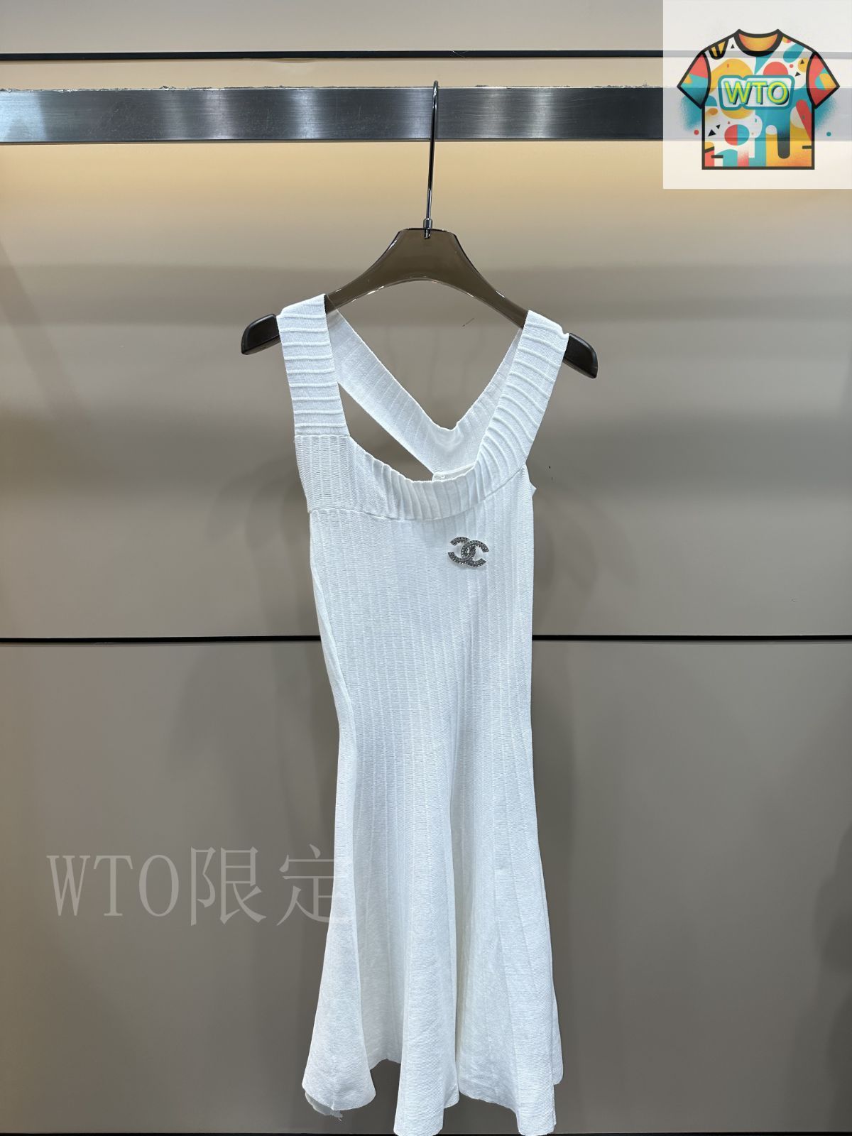 今日 Chanel アシンメトリックニットベストワンピース-3