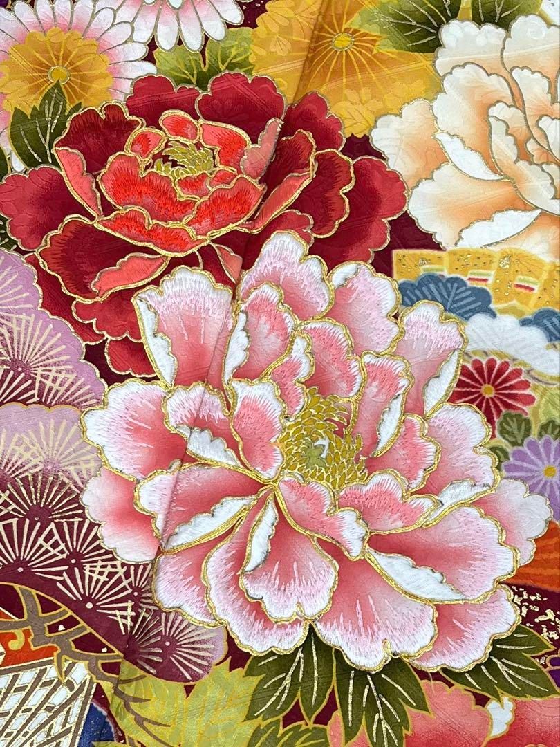 振袖 金駒 金彩 刺繍 御所車 四季の花々 紋意匠 正絹 ガード加工済 