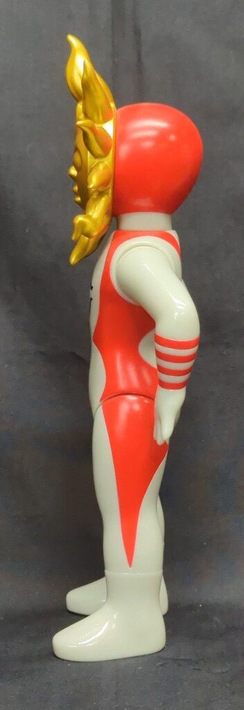 タローマン　奇獣大行進シリーズ　ソフビ 超復刻版タローマン / 奇獣大行進シリーズ の展示中 || Museum