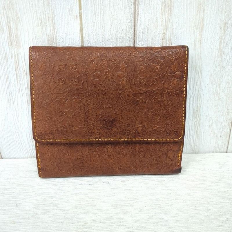 HIRAMEKI ヒラメキ　HIRAMEKI ヒラメキ　牛革 型押し ウィリアム・モリス アートデザイン