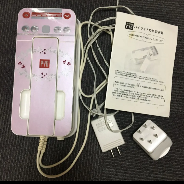 パイラ PYRITHE パイライト 小顔 美顔器 脂肪溶解 パイラクリーム付き パイラ PYRITHE パイライト 小顔 美顔器 脂肪溶解 パイラクリーム付き