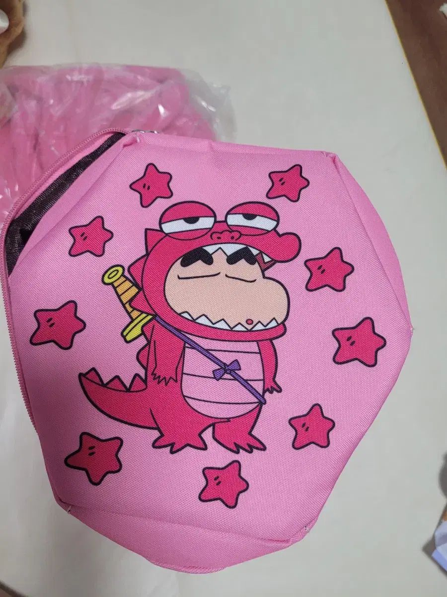 ピンク
