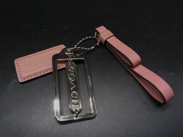 【新品】COACH ピンク レザー キーホルダー コーチ 新品 未使用 COACH トリガー スナップ バッグ チャーム ピンク