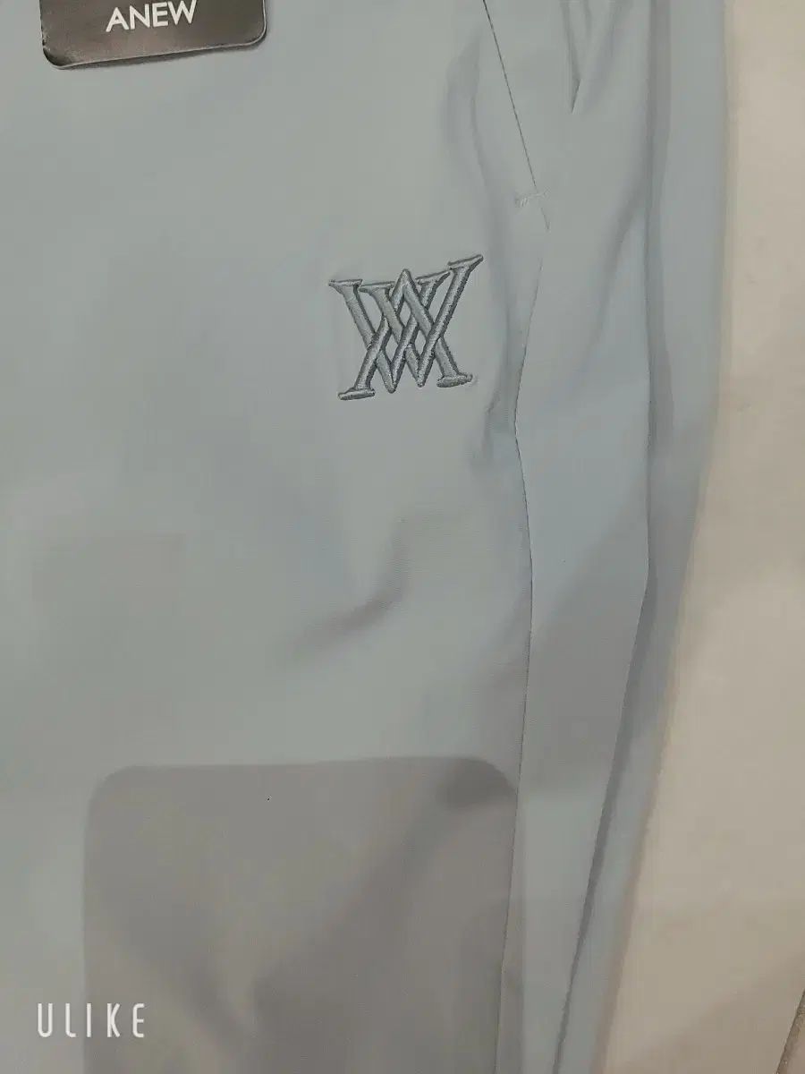 女性用ゴルフパンツ