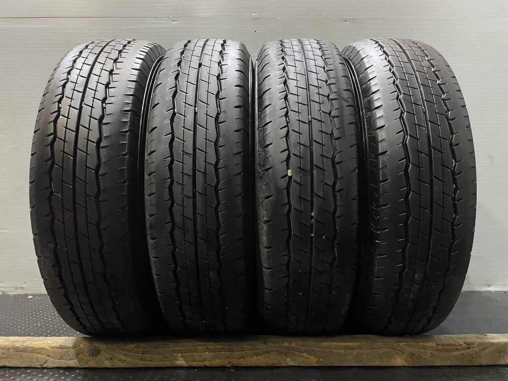 ハイエース DUNLOP 195/80R15 タイヤ4本セット DUNLOP ハイエース コミューター 4本セット 新車外し サマー