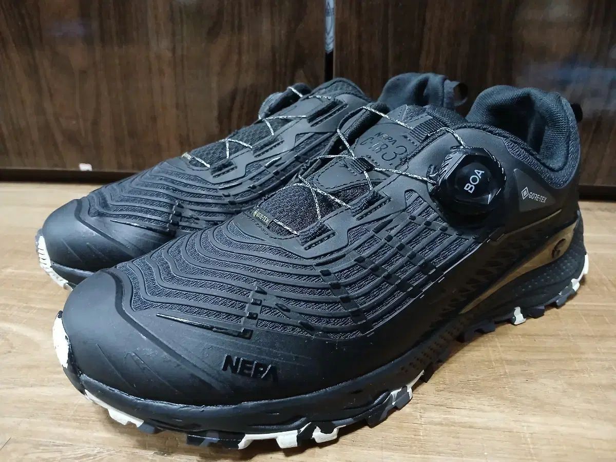 NEPA ネパ C ー TR3 BOA GORE-TEX ゴアテックス 登山靴 黒 275mm