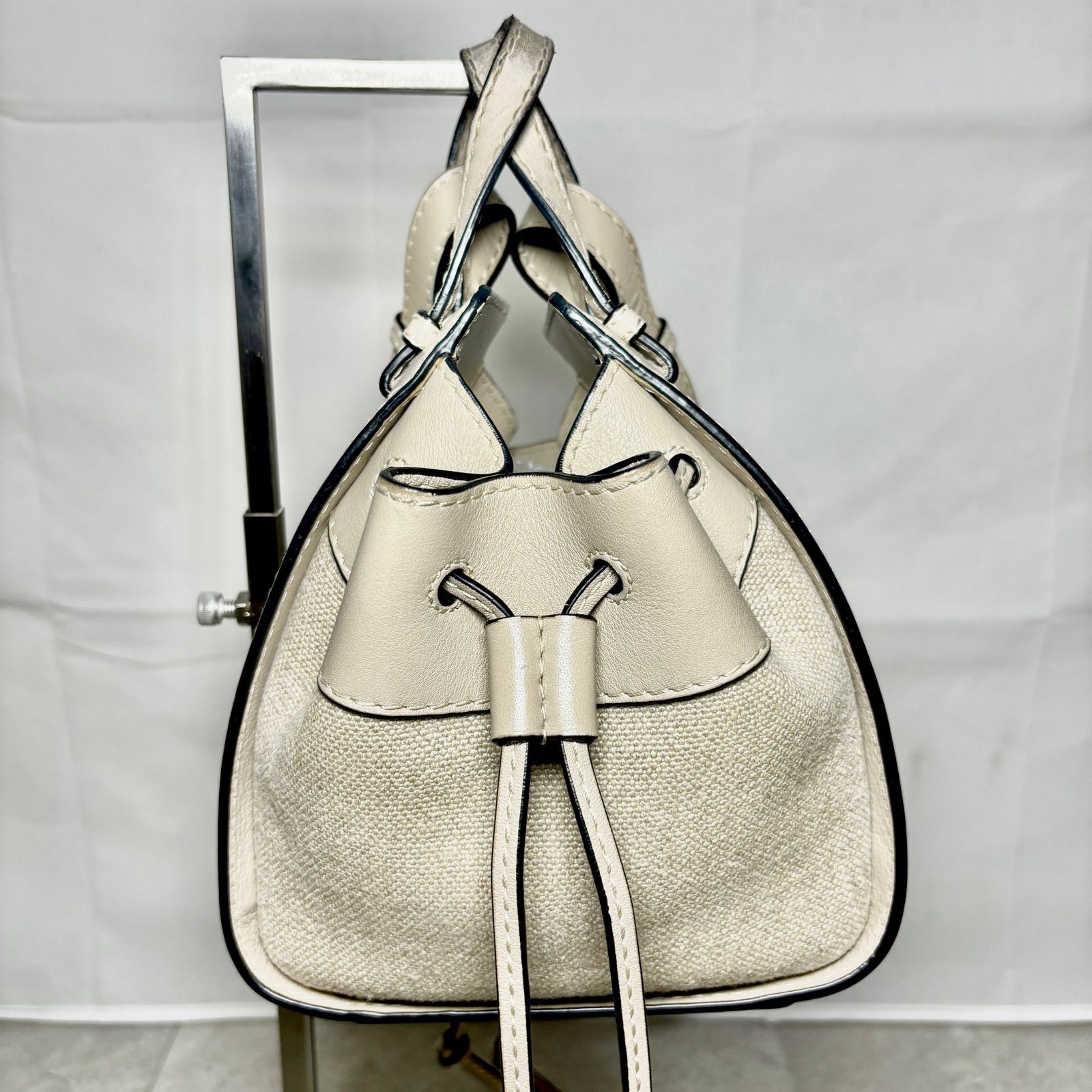 ☆美品☆ LOEWE ロエベ ハンモック ドローストリングバッグミニ LOEWE ロエベ ハンモック ドローストリング ミニ キャンバス×レザー