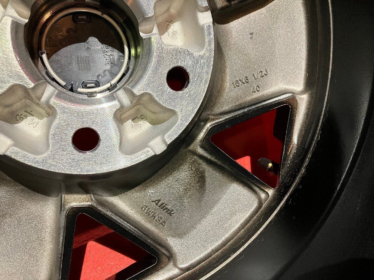 新車外し品ホイール[16x6.5+40 114.3-5H 日産 後期 ZE1 リーフ純正] 4 