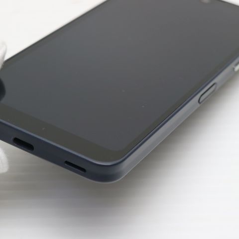 新品同様 SH-53D AQUOS wish3 ブラック DoCoMo スマホ SHARP