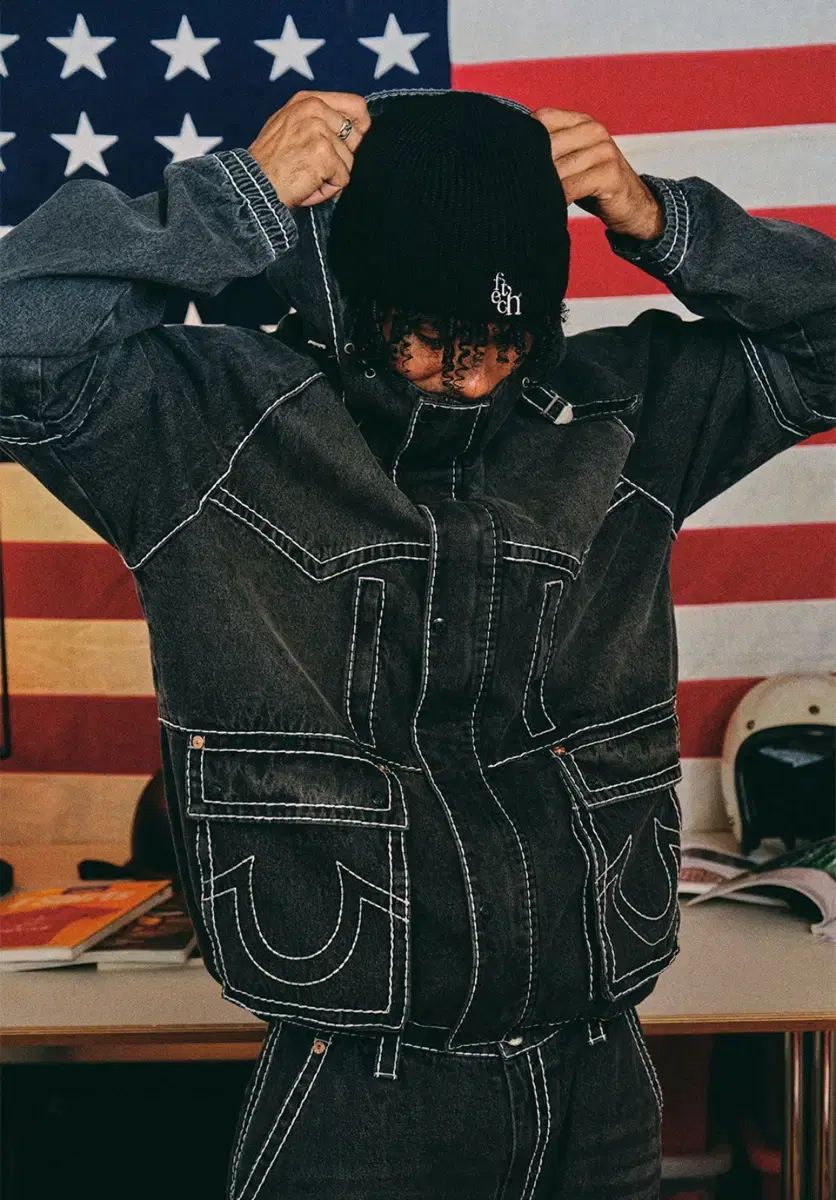 True religion x Fetch TRUE RELIGION(トゥルーレリジョン) フェッチ