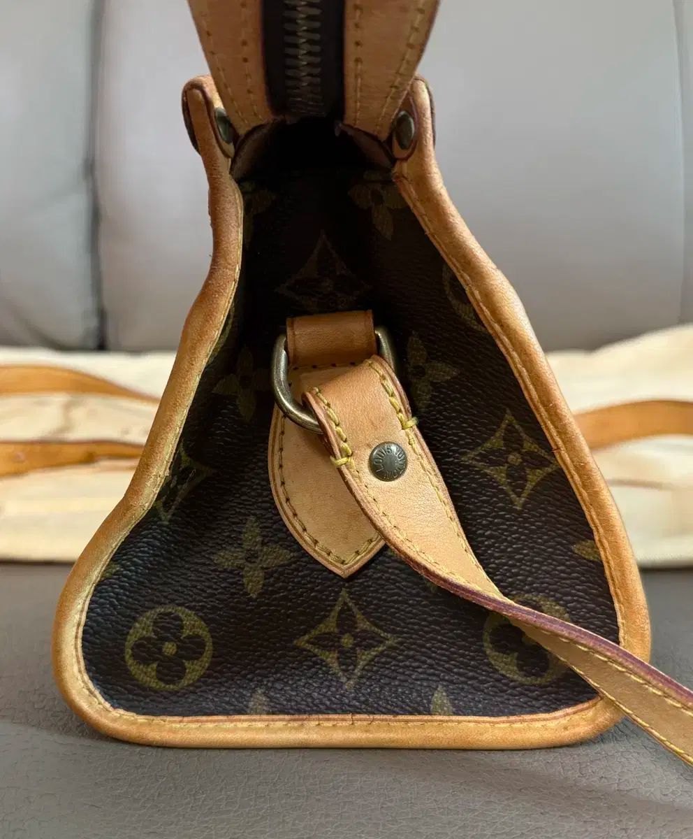 Vuitton