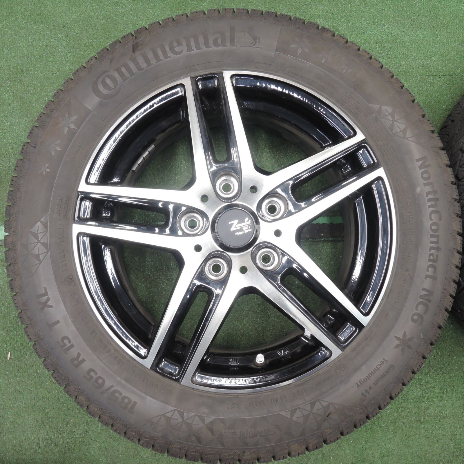 送料無料* バリ溝！21年！キレイ！8.5分☆スタッドレス 185/65R15  