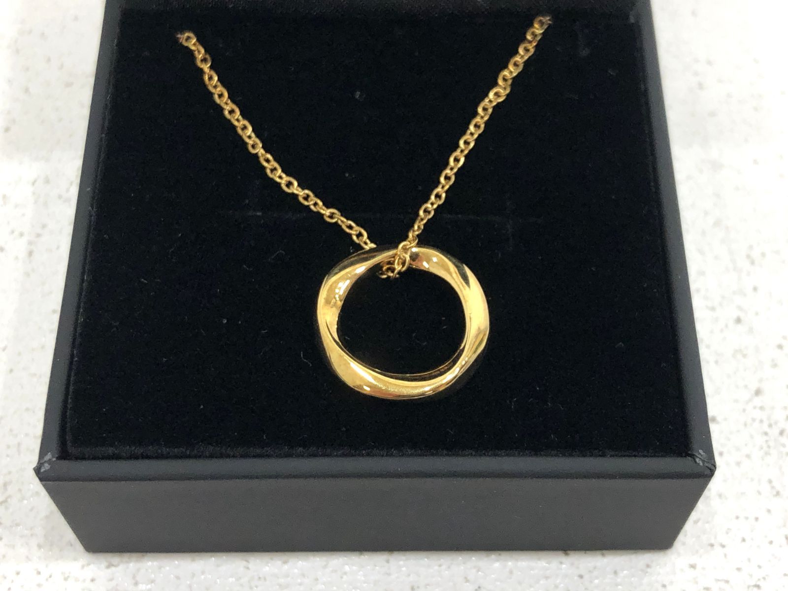 小牧店】名探偵コナン トリプルフェイス ペンダント 安室透 バーボン