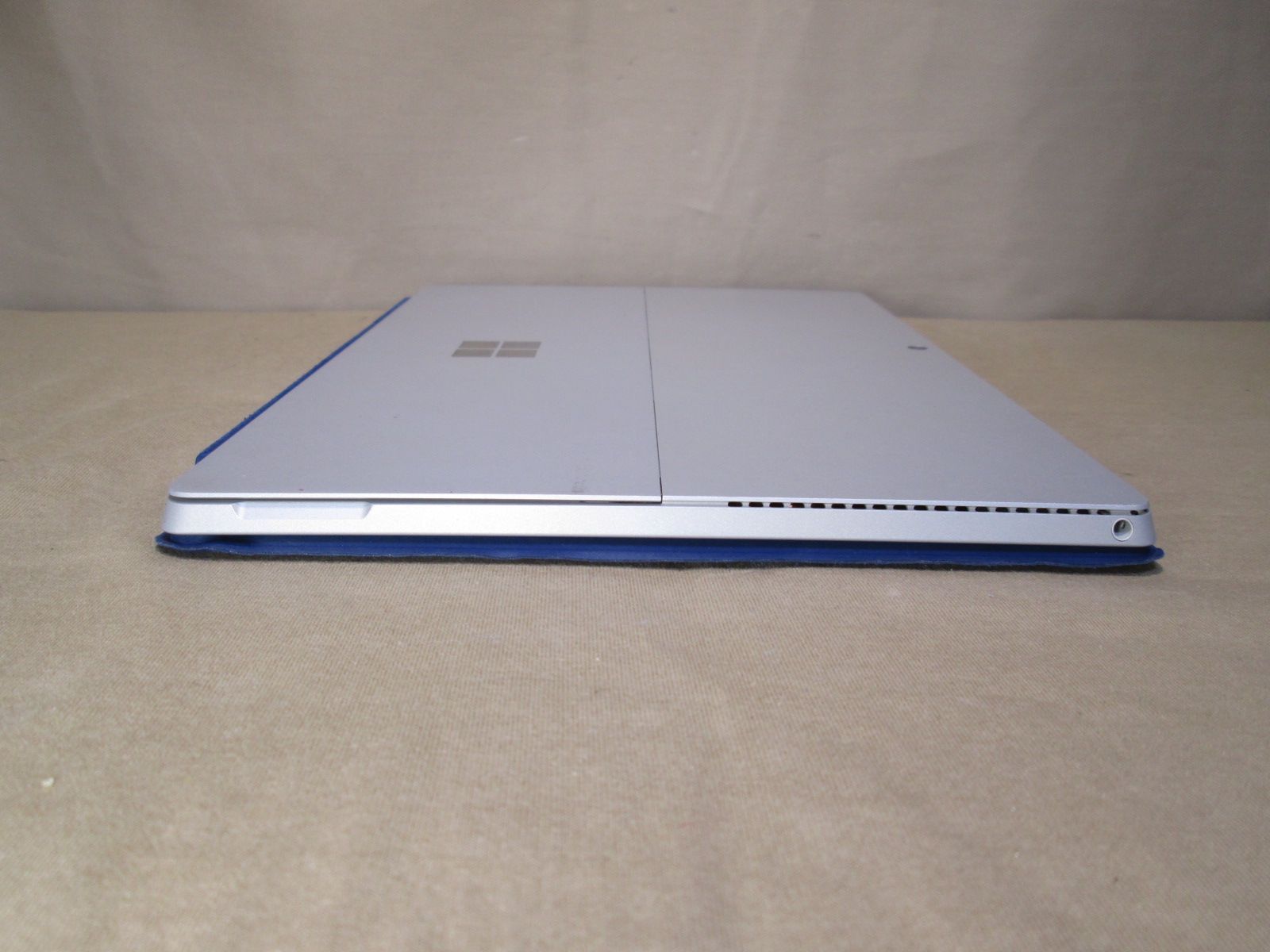 Microsoft Surface Pro 4 1724【M.2 SSD搭載】　Core m3 0.9GHz　【Win10 Pro】 Libre  Office 保証付 [88847]