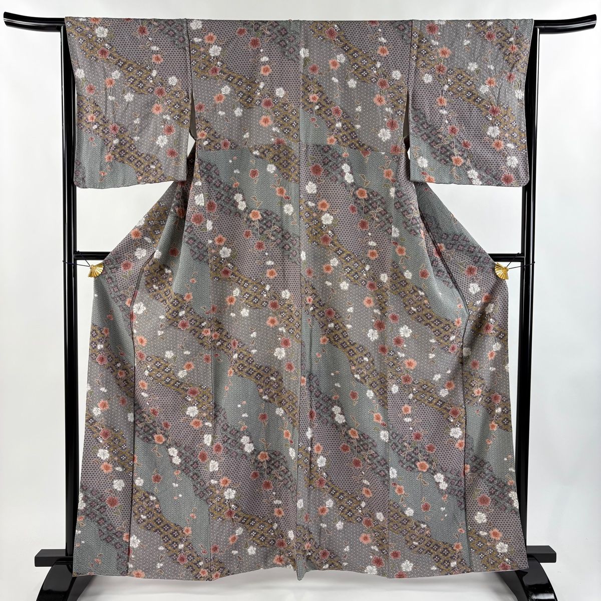 小紋 身丈162cm 裄丈65cm M 袷 枝垂れ桜 麻の葉 金彩 灰紫 正絹 秀品