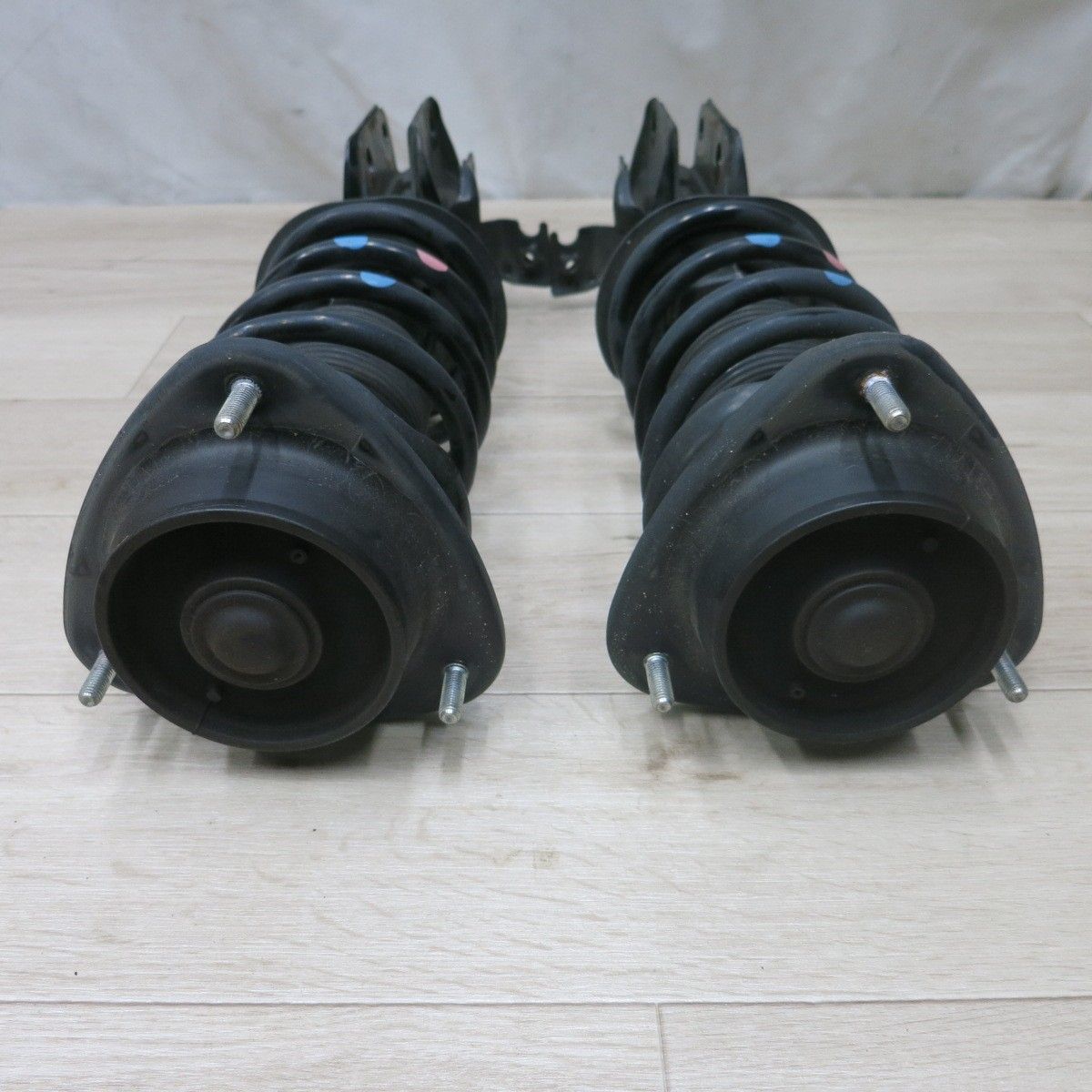 サスペンション