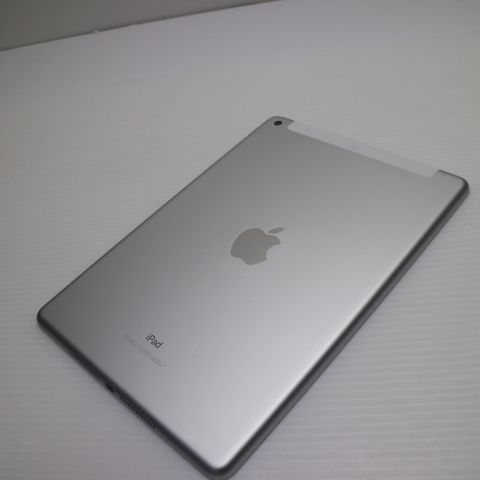 超美品 SIMフリー iPad 第6世代 128GB シルバー タブレット 白