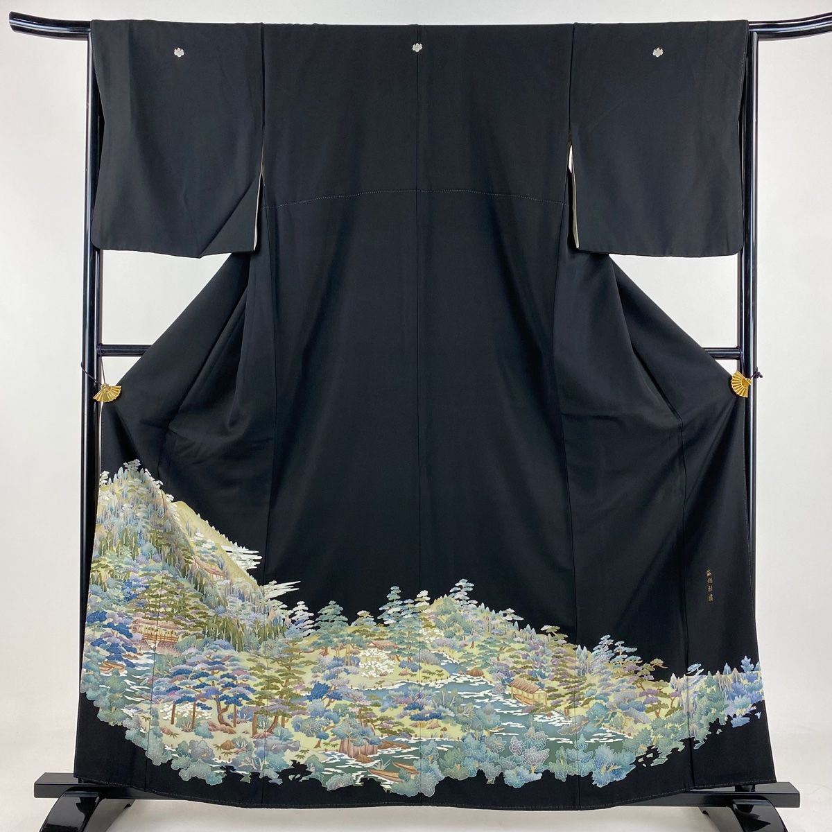 黒留袖 身丈159.5cm 裄丈65.5cm M 袷 樹木 建物 蘇州刺繍 黒 正絹 秀品