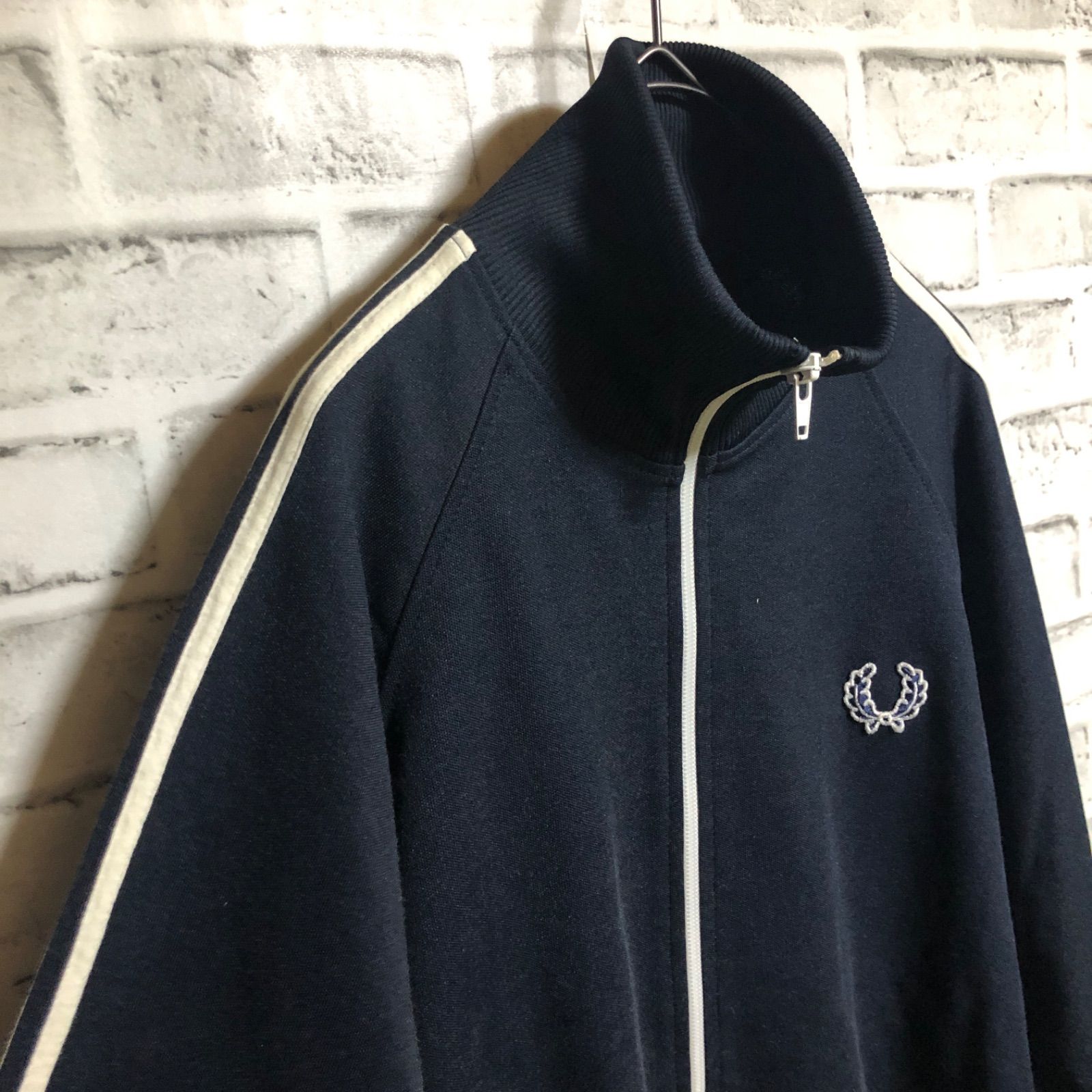 【レア】フレッドペリー ポルトガル製 トラックジャケット ジャージ 袖ロゴ月桂樹 Fred Perry⭐️トラックジャケット/ジャージ XL 刺繍月桂樹