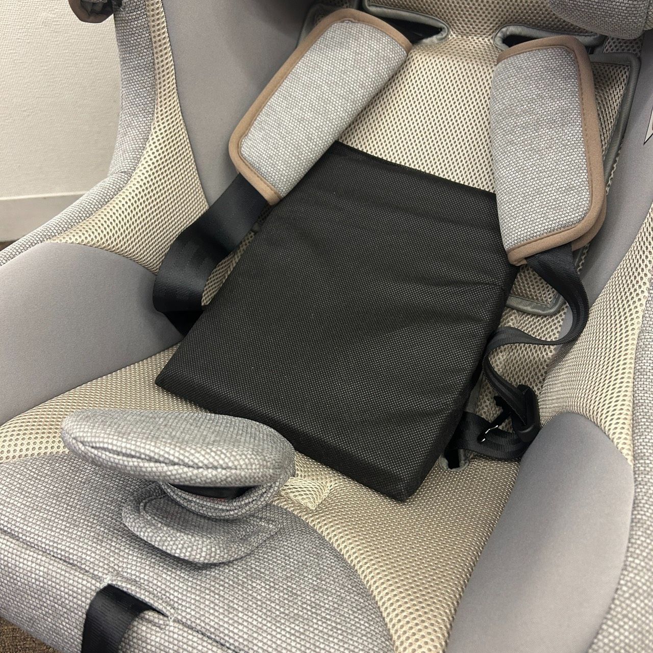  西松屋 Smart Angel スマートエンジェル レジェプラスネクストキャノピー チャイルドシート 新生児～4歳まで RM-2201 車用チャイルドシート チャイルドシート