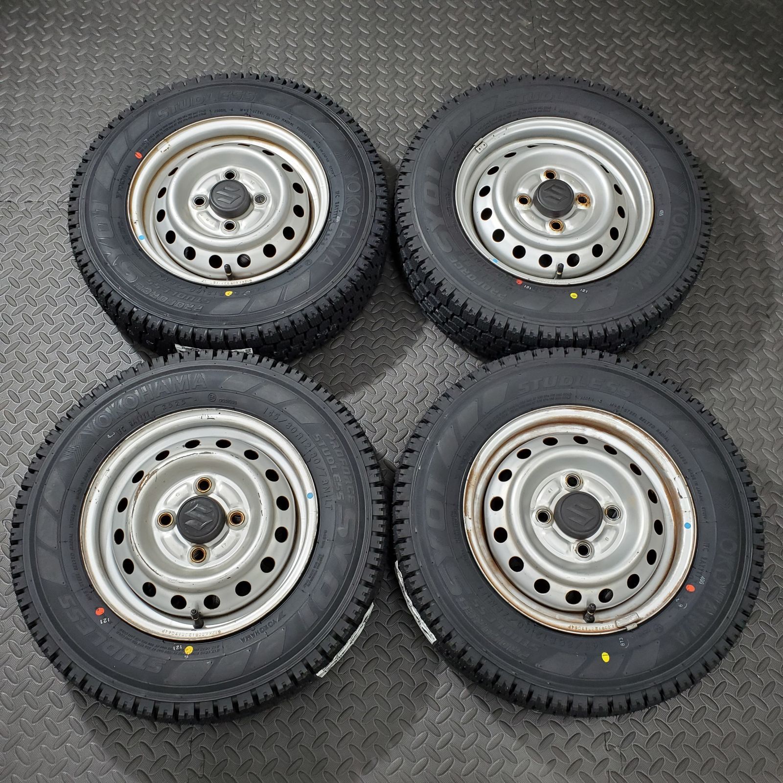 25年製 タイヤ 145 80R12 80 78N LT ヨコハマ SY01 スズキ キャリィ エブリィ スタッドレスタイヤ 冬タイヤ 1071R