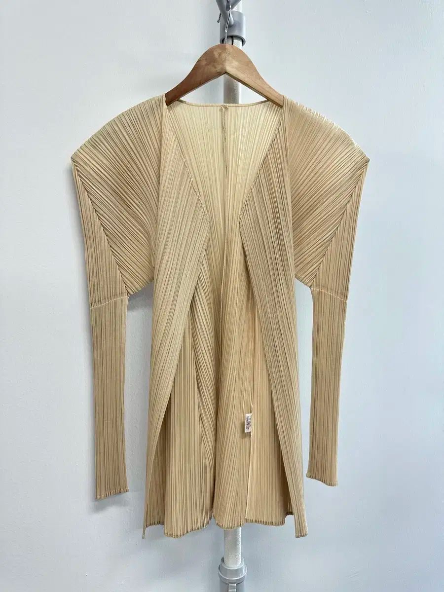 ISSEY MIYAKE(イッセイミヤケ) PLEATS PLEASE(プリーツプリーズ 