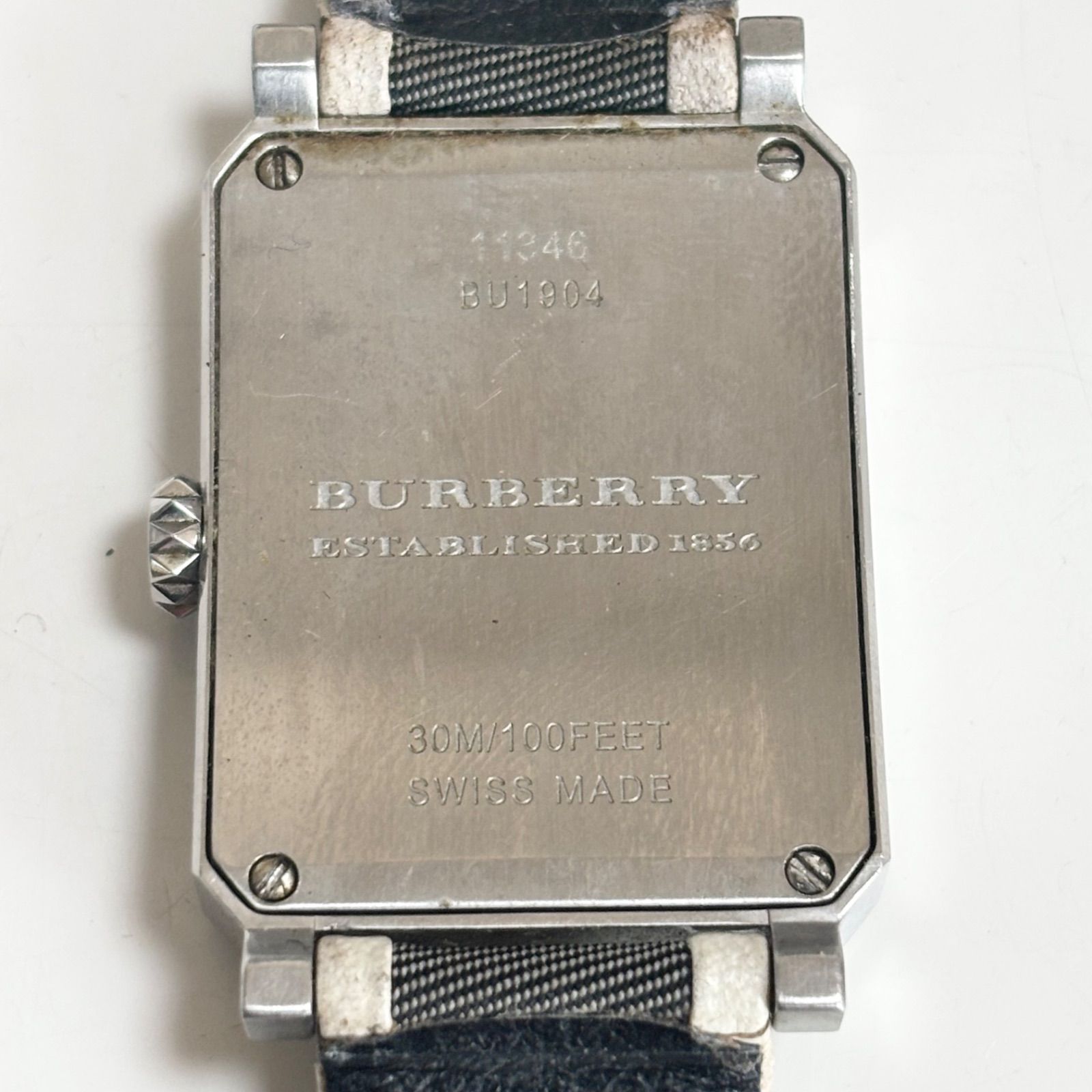 【極美品✨】バーバリー　腕時計　ノバチェック　クォーツ　電池新品 BU2304 #バーバリー #ノバチェック柄 #BURBERRY #電池交換