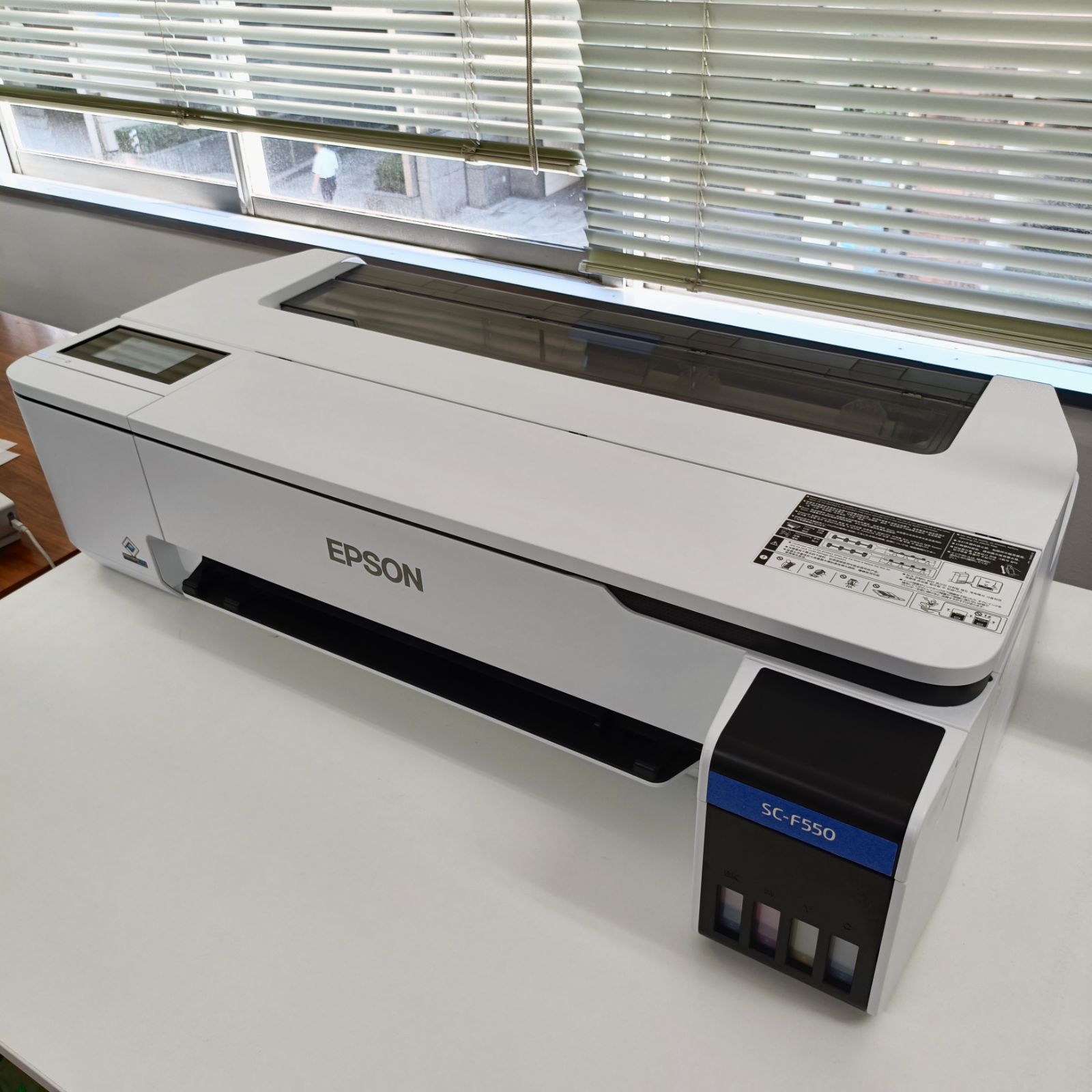 EPSON SC-F550 昇華転写プリンター まるで家庭用プリンタのような昇華プリンタ 省スペースで始める昇華プリント