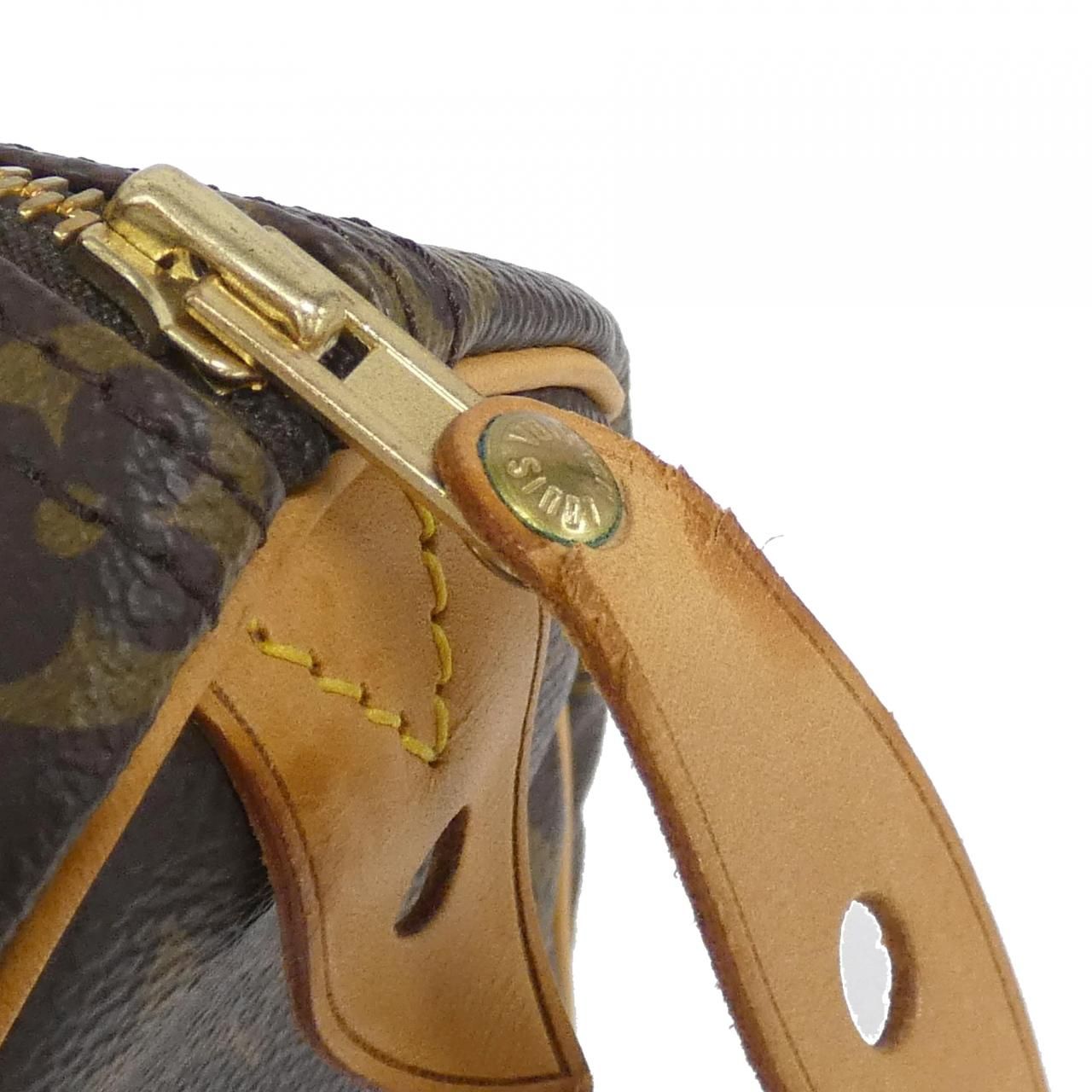 ボストンバッグ