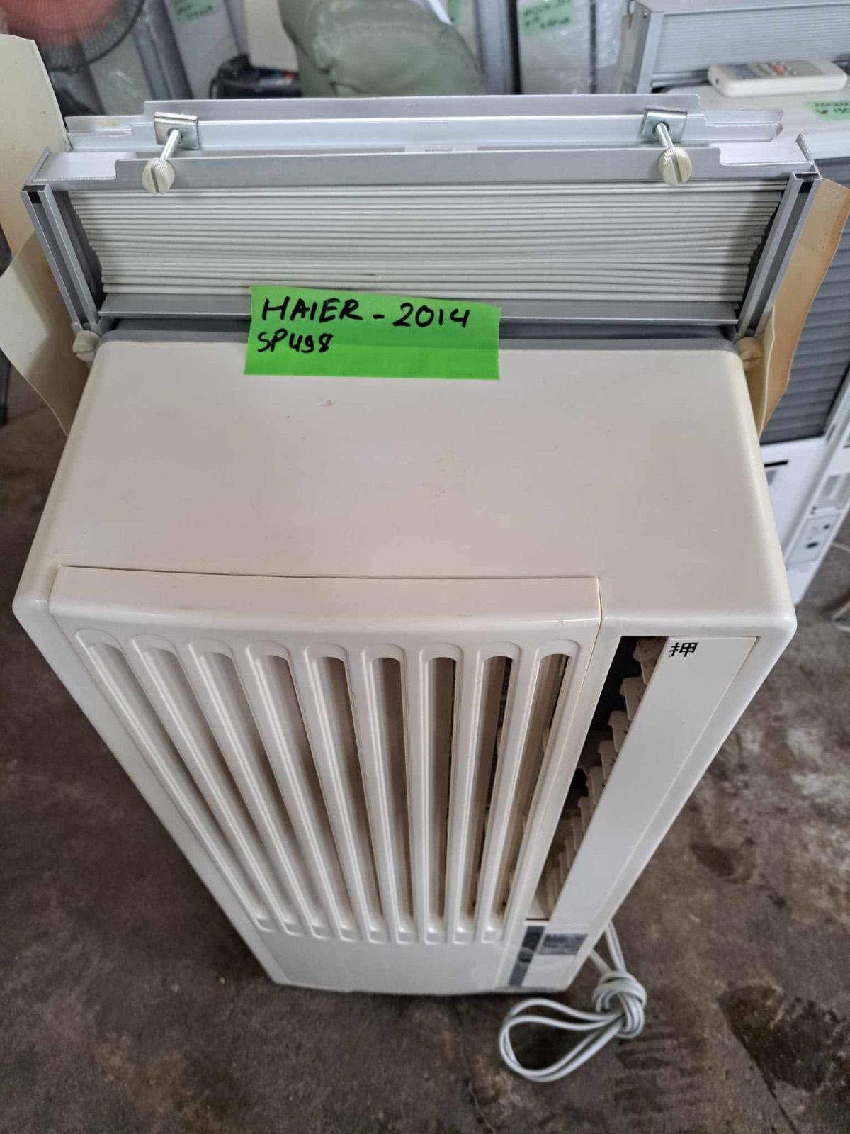 SP498 Haier 窓用エアコン JAー16M ／2014年製 - メルカリ