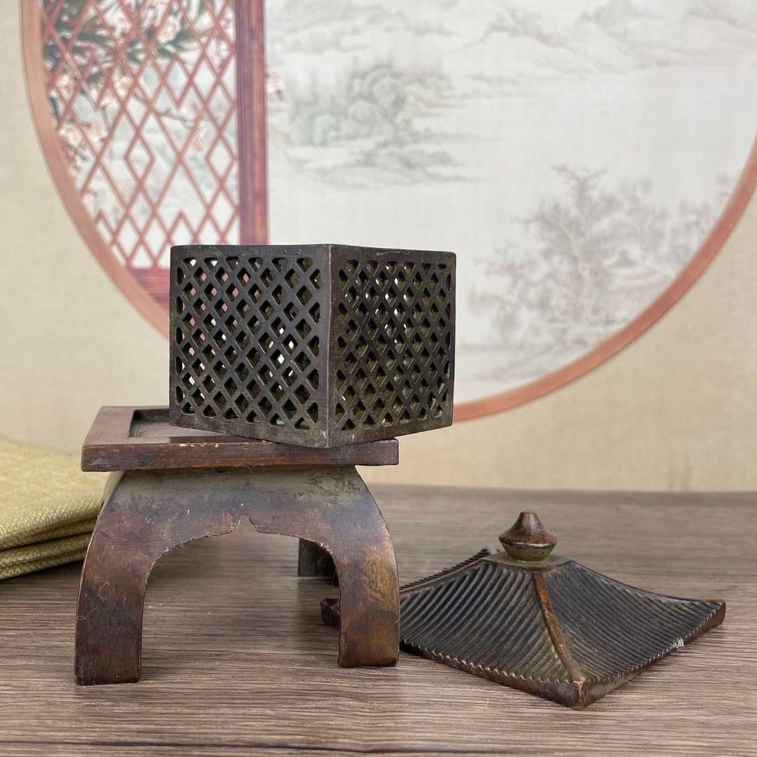 銅製 唐灯 家用供灯 茶台 置物 文房器 茶道具 香道具 装飾品 工芸品 銅製 唐灯 家用供灯 茶台 置物 文房器 茶道具 香道具 装飾品