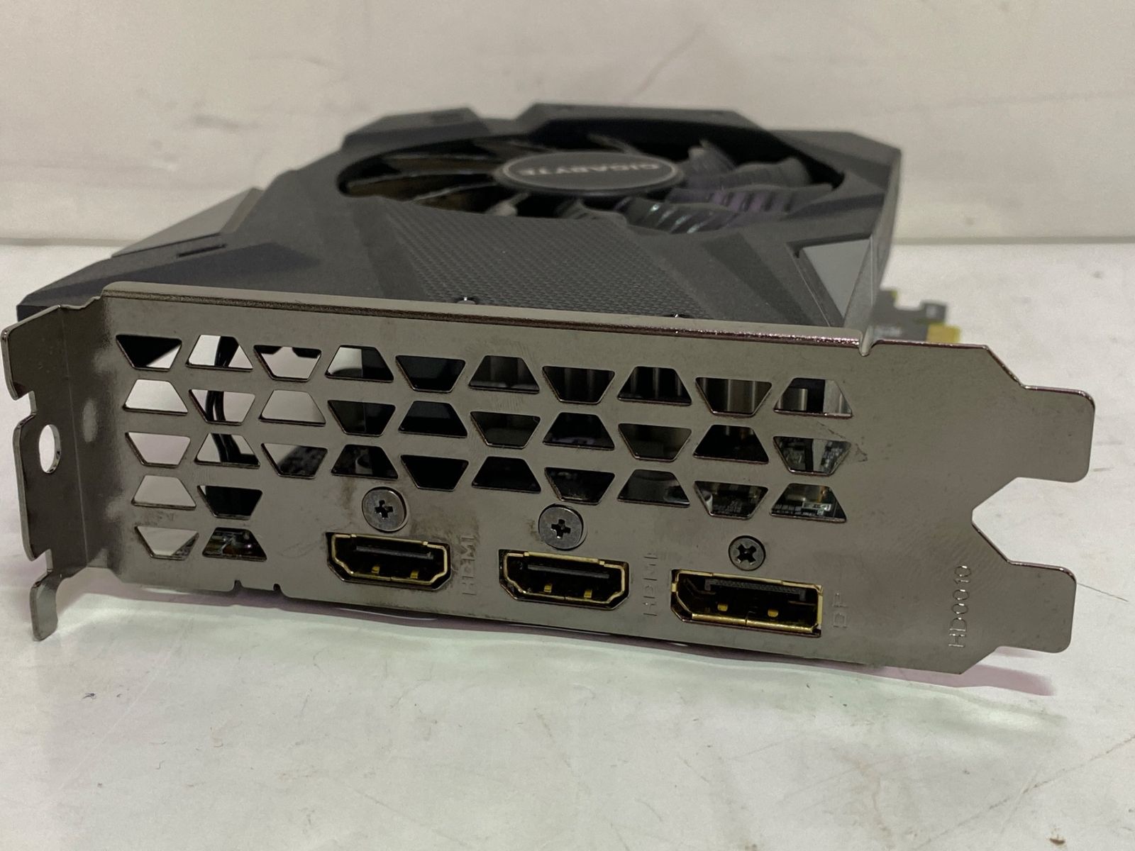 中古PCパーツ] GV-N1650IXOC-4GD [PCIExp 4GB] - メルカリ