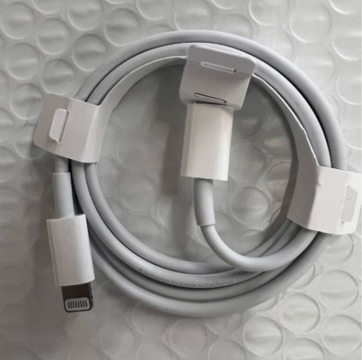 新品未使用 2点お得】☆アップル Apple iPhone ケーブル 純正Lightning -USB-Cケーブル(1m) 純正品  ライトニングケーブルApple Type-C Lightning USB 急速充電/iPad本体標準付属品 - メルカリ