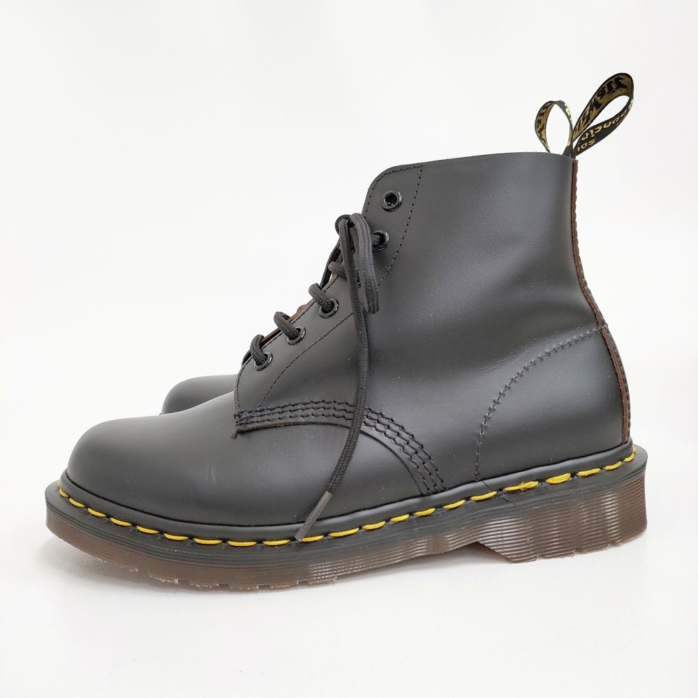 Dr.Martens イギリス製