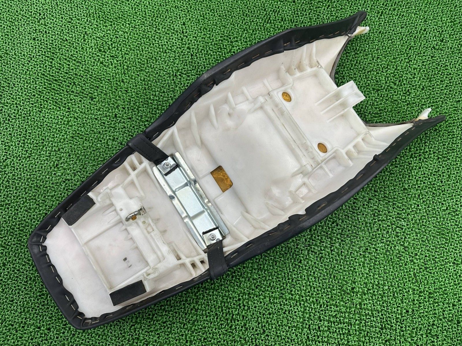 VTR250-FI シートバンド