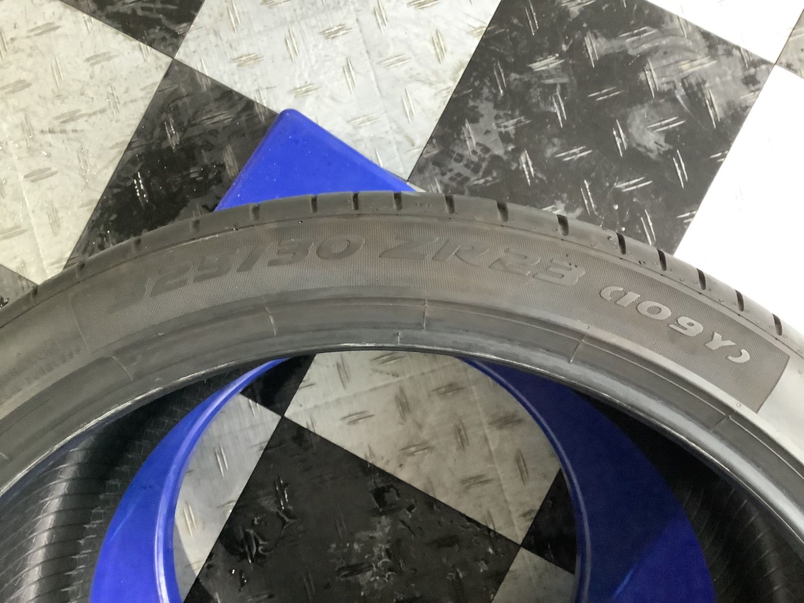 325|30R23