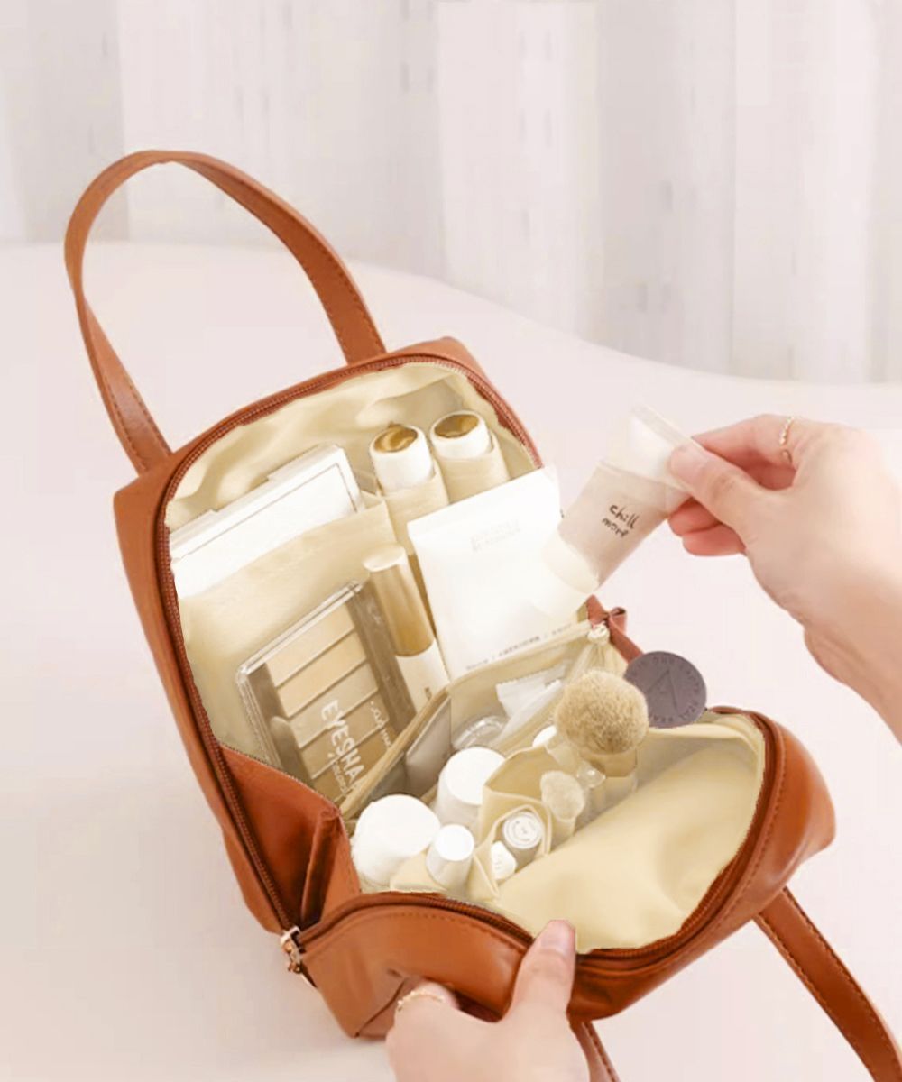 自立 化粧品収納バッグ