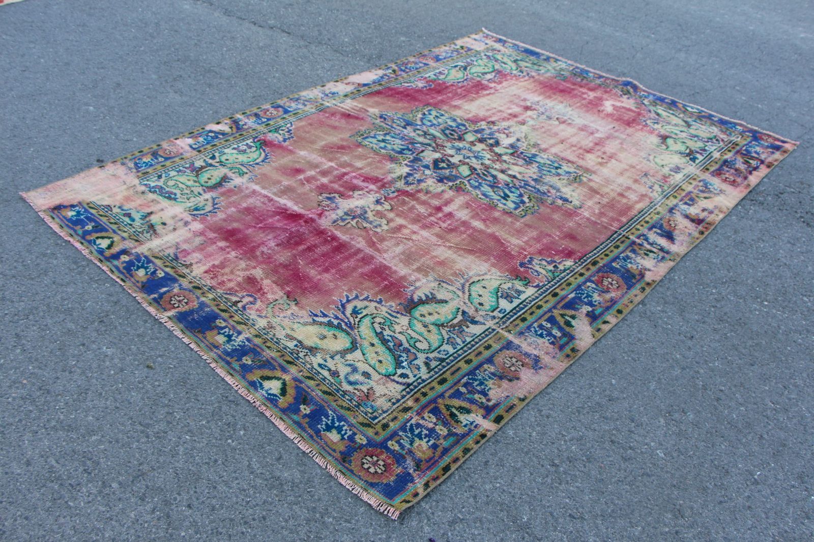 カイセリ製トルコ絨毯 手織り ラグ（素材：綿、ウールサイズ：207 x 311 cm）